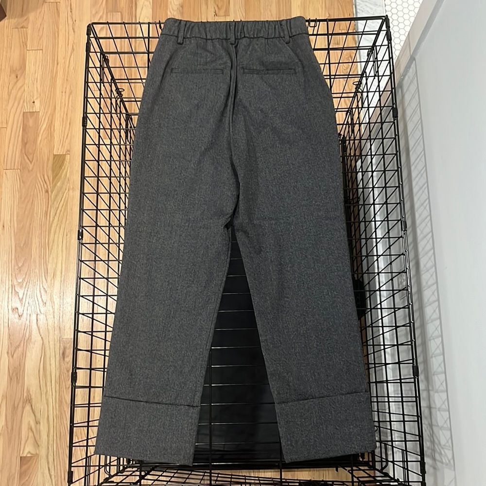 Zara Size 4 Dark Gray Cuffed Pant